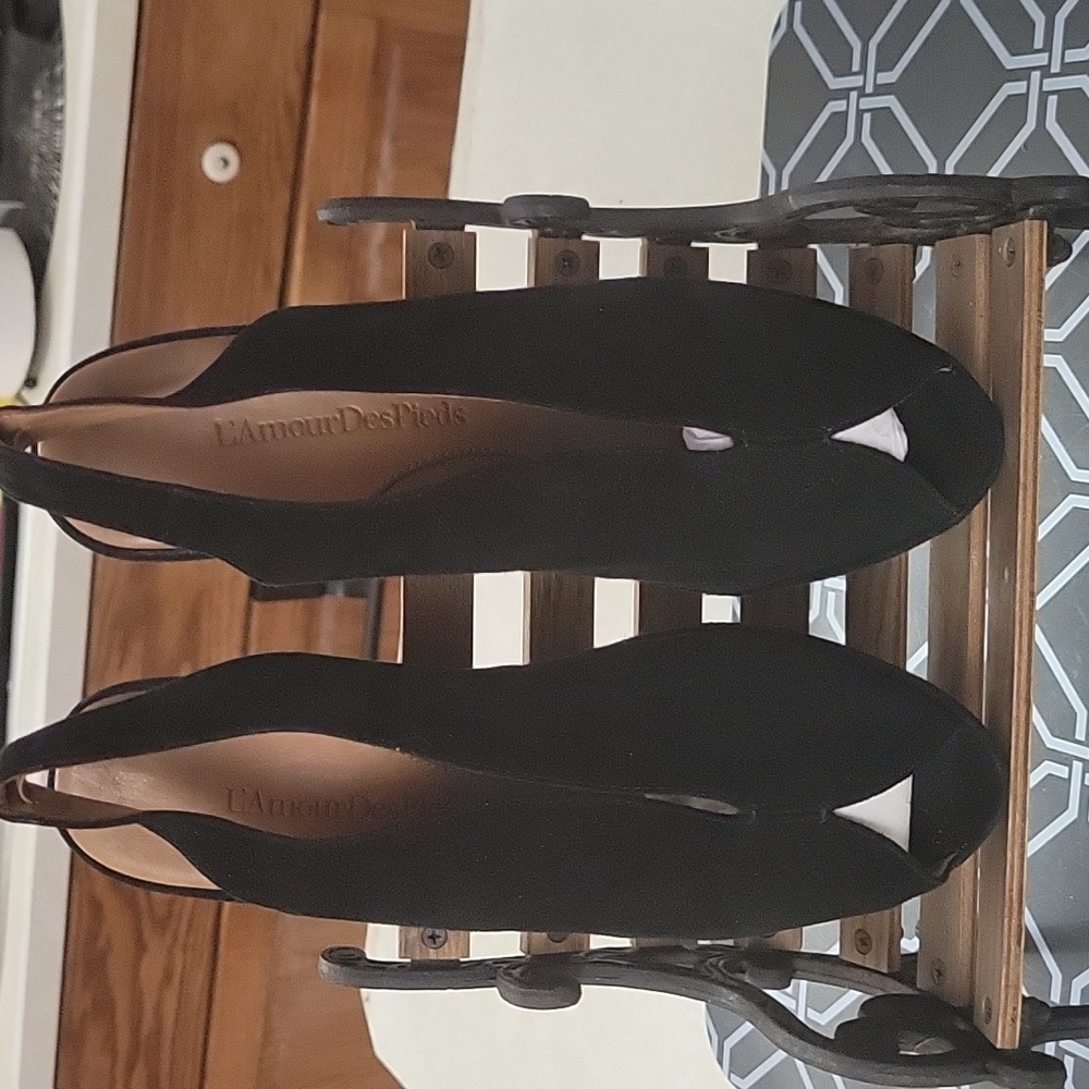L'AmourDesPieds Stylish Black Suede Women's Shoes